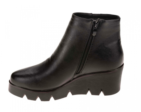 Botki damskie sabatina DM 22-22 black solidna podeszwa suwak w cholewce Botki damskie sabatina DM 22-22 black solidna podeszwa suwak w cholewce