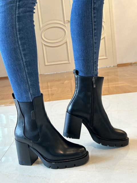 Botki damskie Potocki Z24-12495 BK czarny szeroka guma suwak Botki damskie Potocki Z24-12495 BK czarny szeroka guma suwak