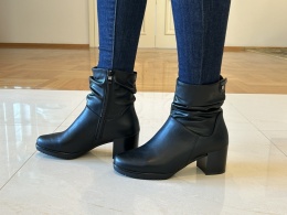 Botki damskie skórzane Sergio Leone BT 25636-s czarny