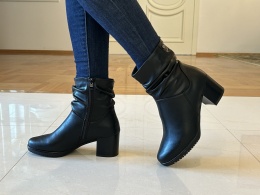 Botki damskie skórzane Sergio Leone BT 25636-s czarny